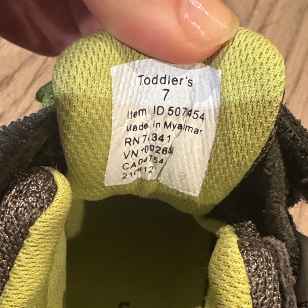 Toddler Llbean hiking boots size 7 NWT - Picture 6 of 7